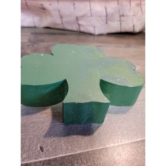 Wooden Happy St Patrick’s day clover decor spring - Picture 5 of 5